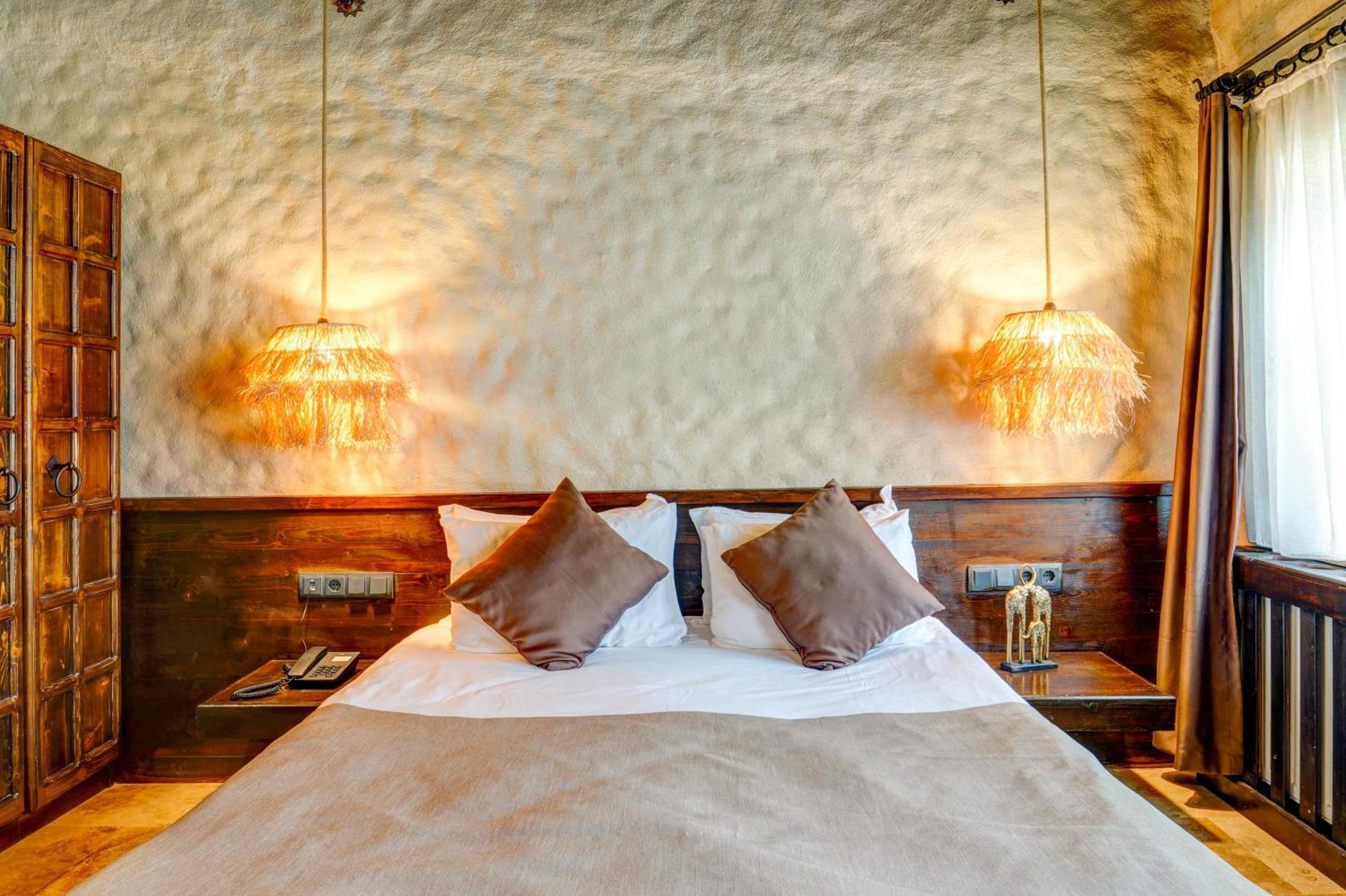 A La Mode Cappadocia Hotel เกอเรเม ภายนอก รูปภาพ