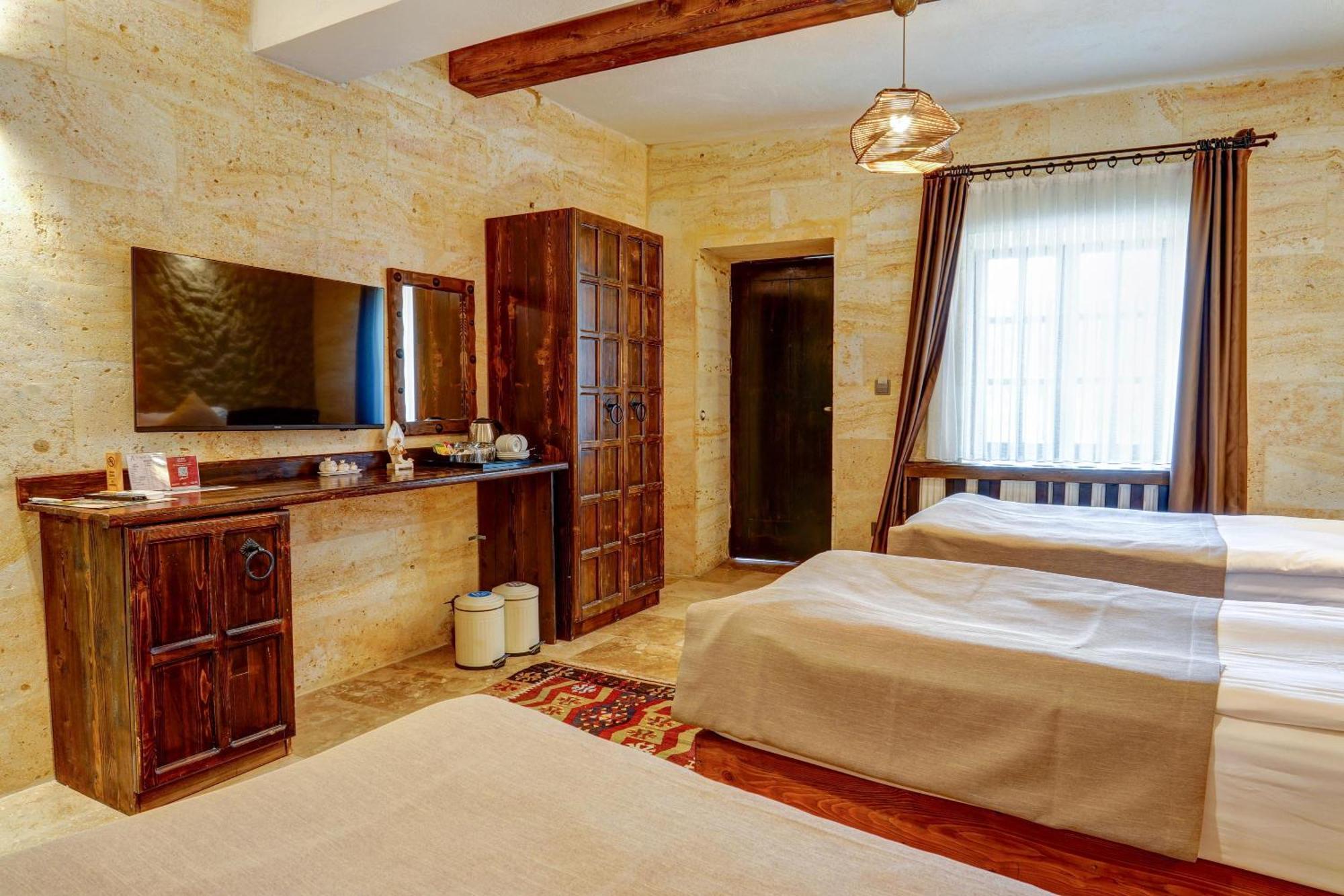 A La Mode Cappadocia Hotel เกอเรเม ภายนอก รูปภาพ