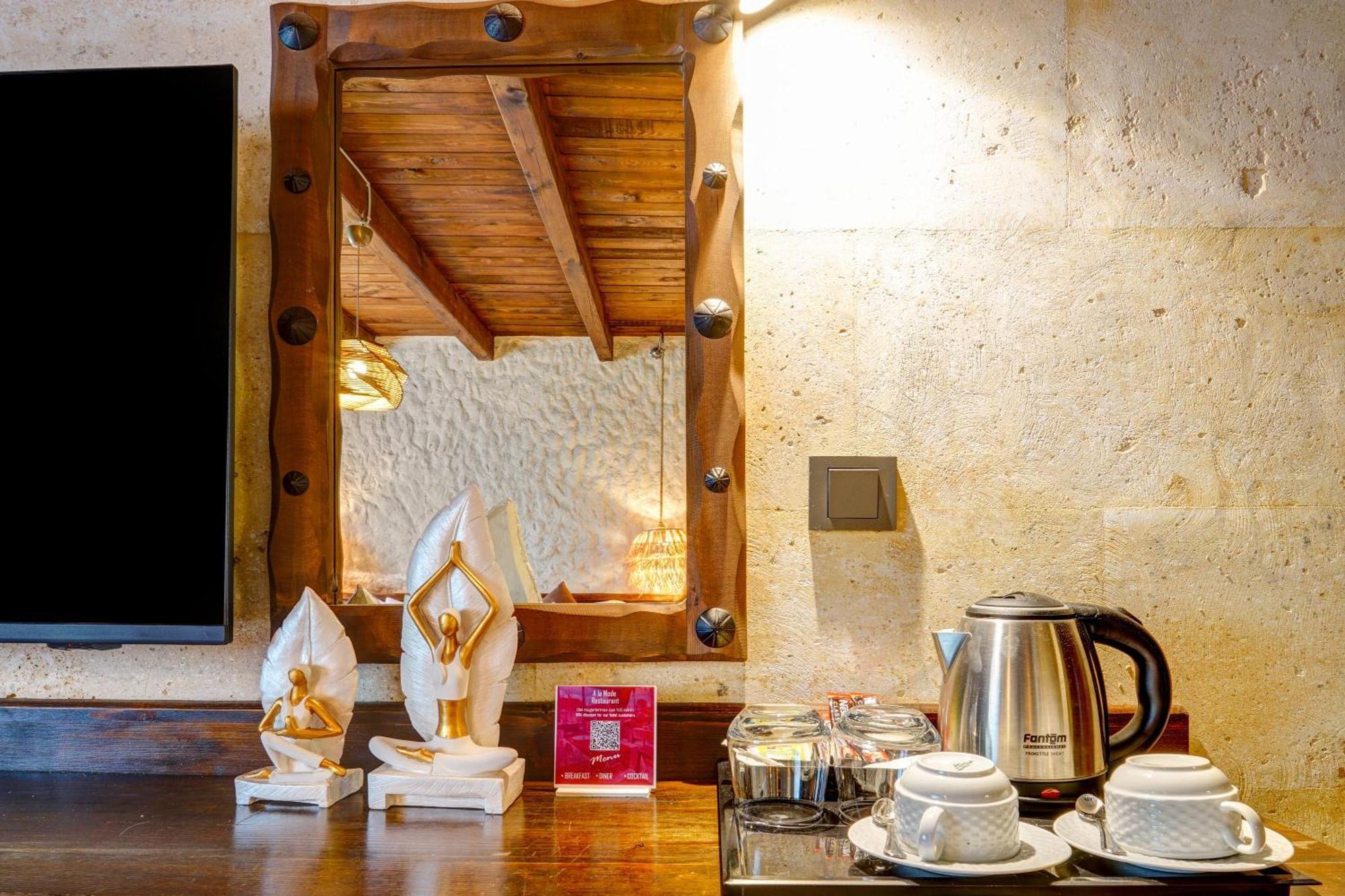 A La Mode Cappadocia Hotel เกอเรเม ภายนอก รูปภาพ