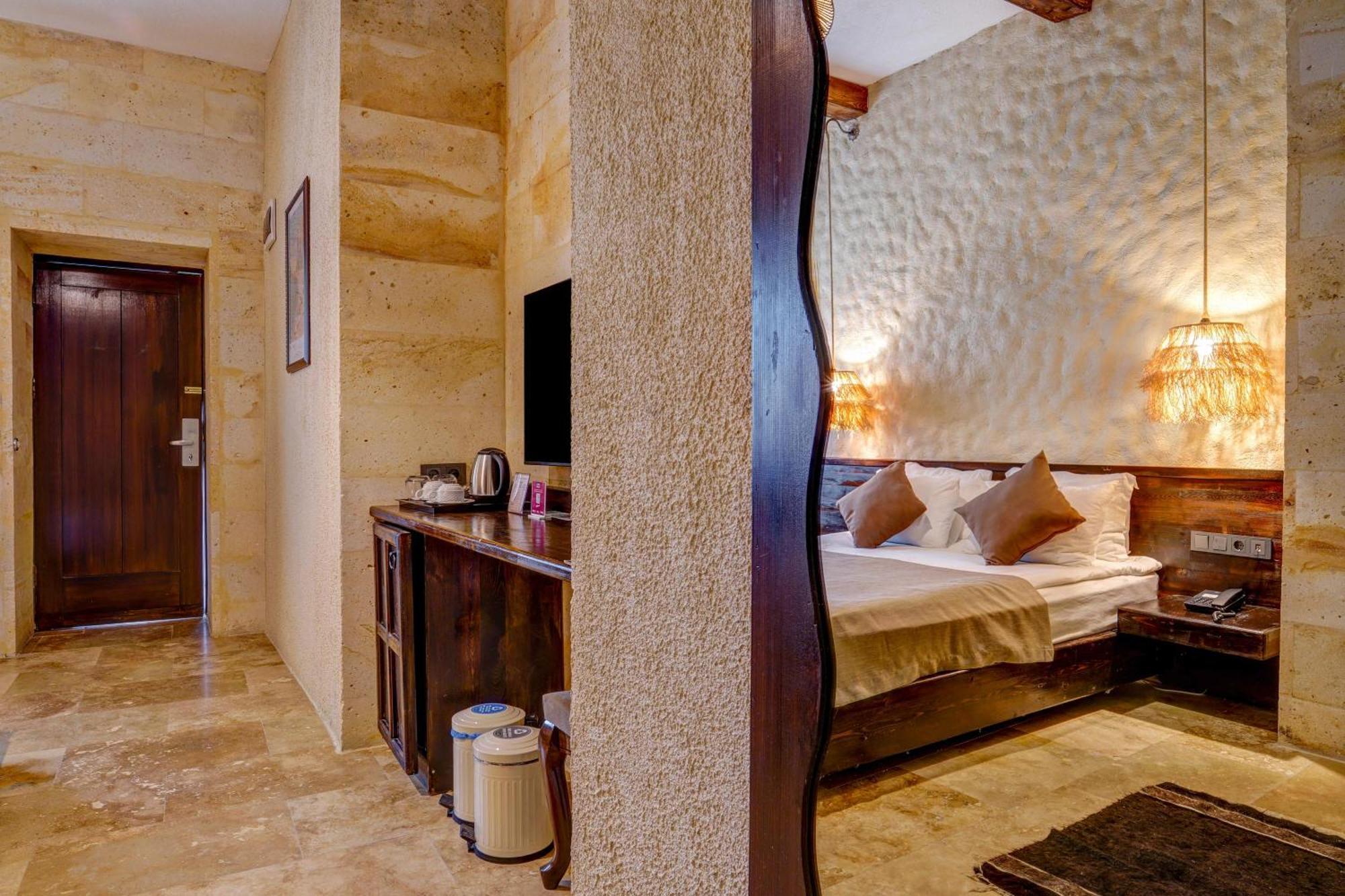 A La Mode Cappadocia Hotel เกอเรเม ภายนอก รูปภาพ
