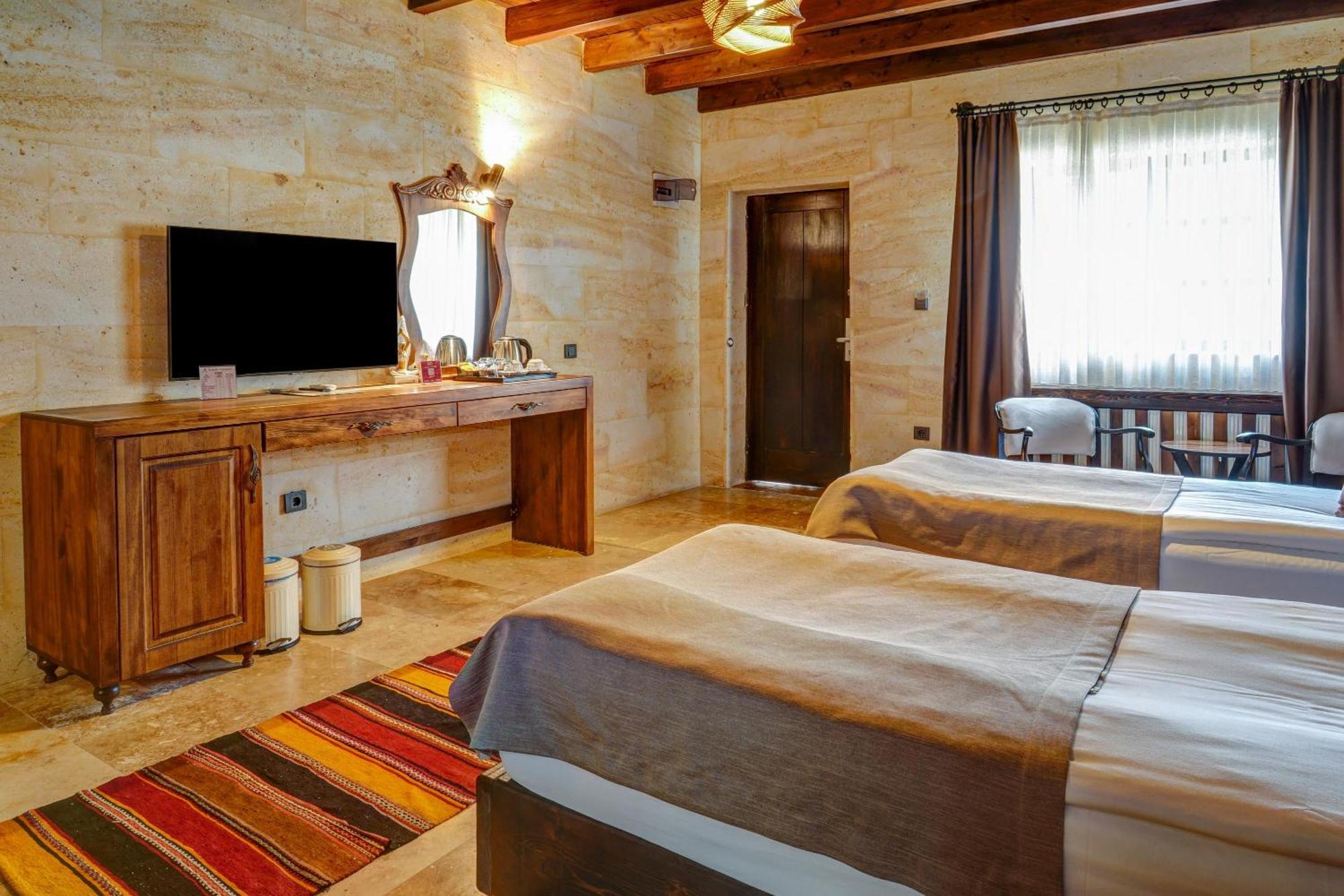 A La Mode Cappadocia Hotel เกอเรเม ภายนอก รูปภาพ