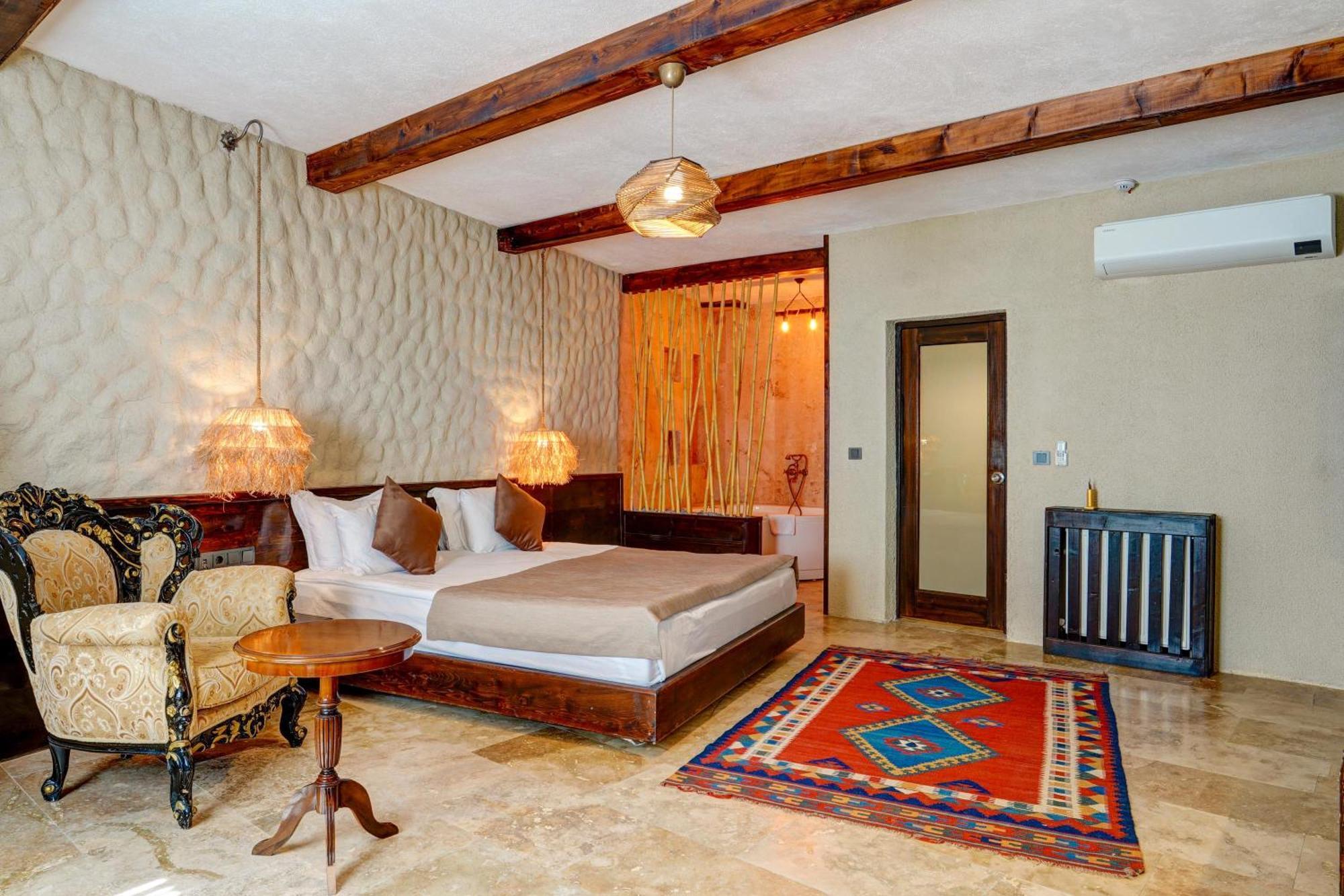 A La Mode Cappadocia Hotel เกอเรเม ภายนอก รูปภาพ