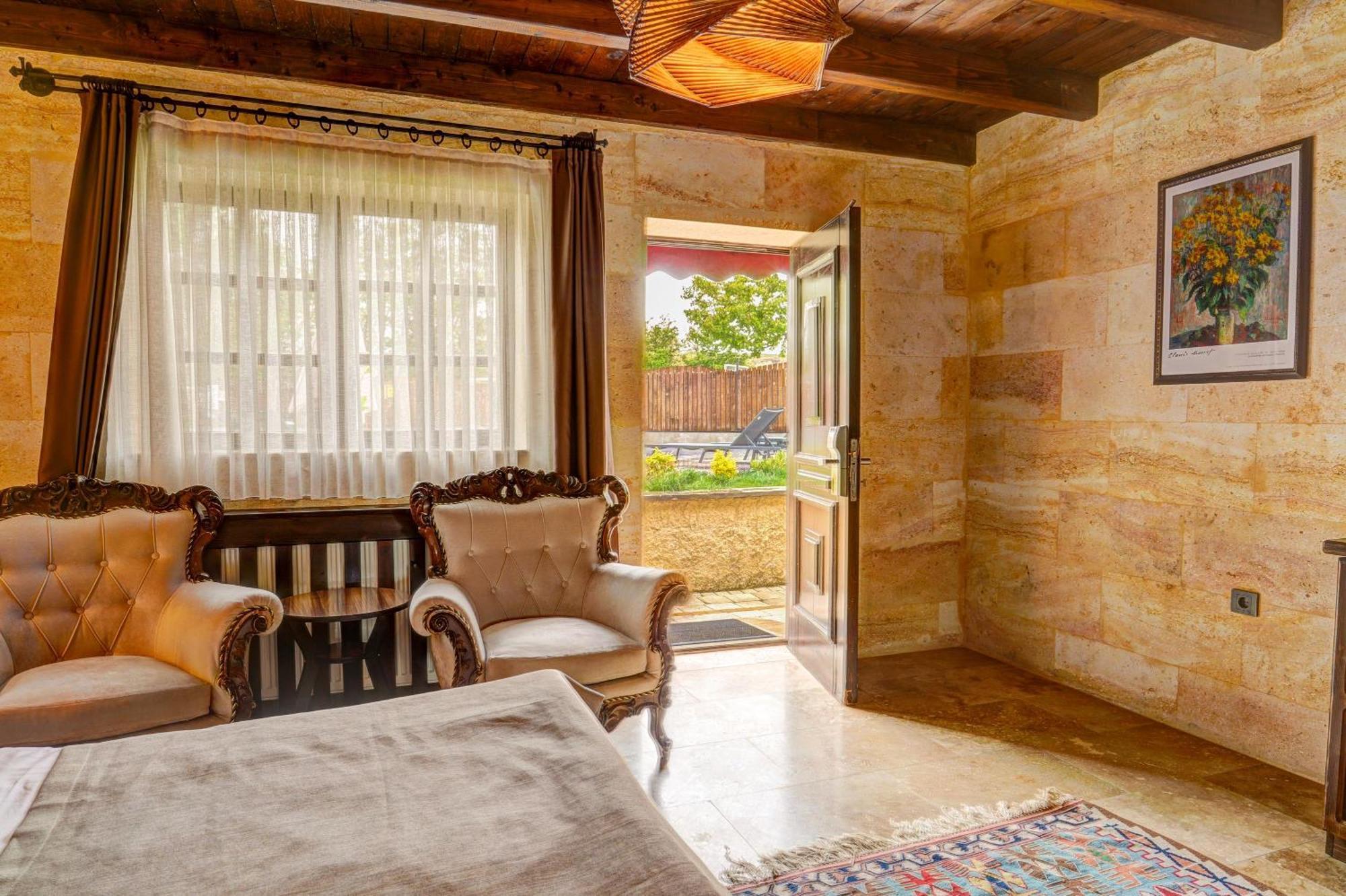 A La Mode Cappadocia Hotel เกอเรเม ภายนอก รูปภาพ