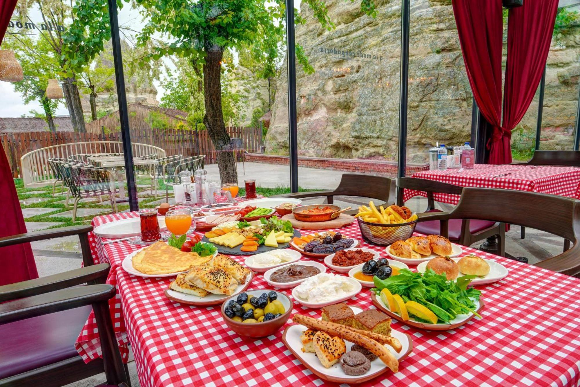 A La Mode Cappadocia Hotel เกอเรเม ภายนอก รูปภาพ