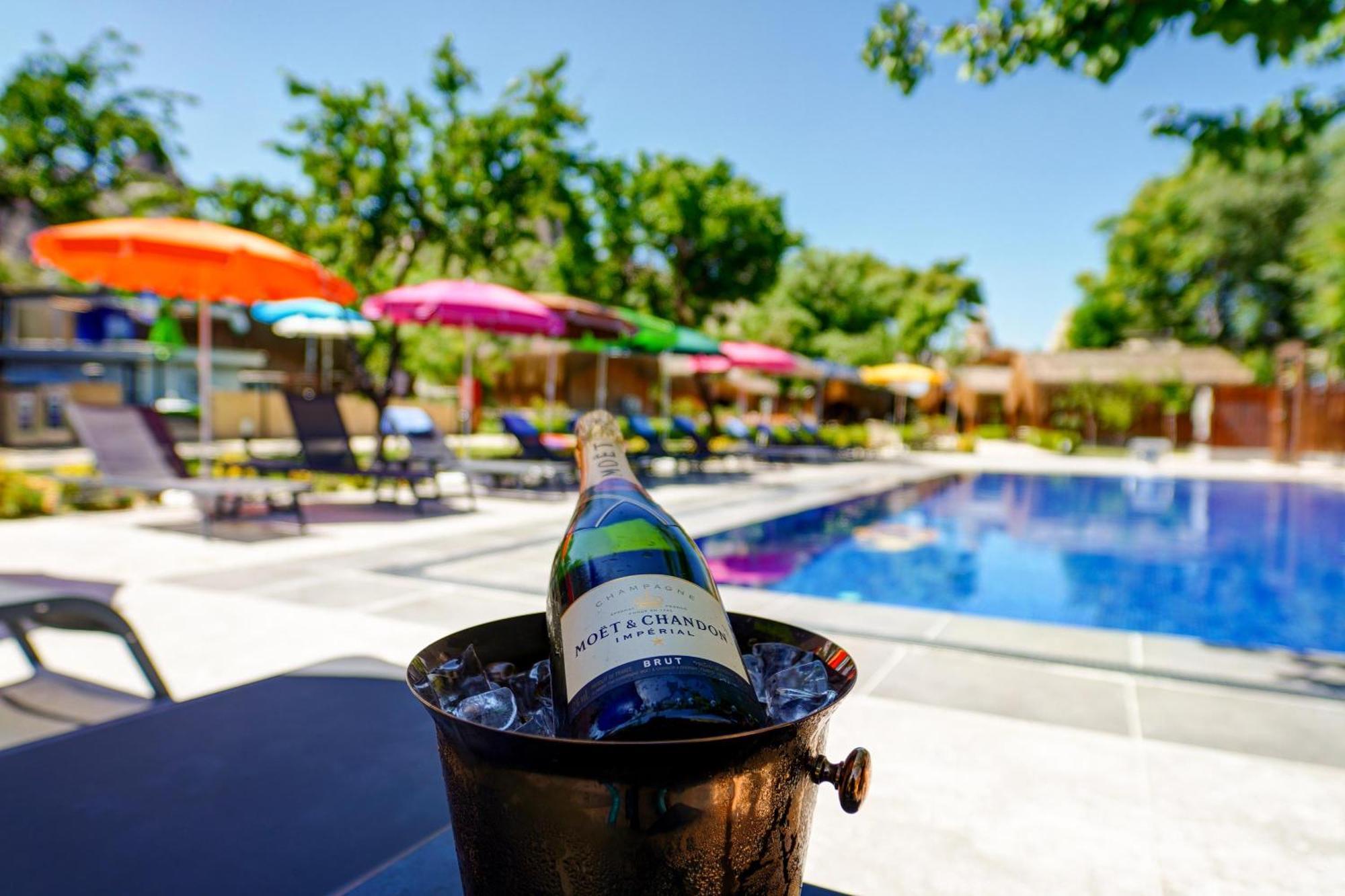 A La Mode Cappadocia Hotel เกอเรเม ภายนอก รูปภาพ
