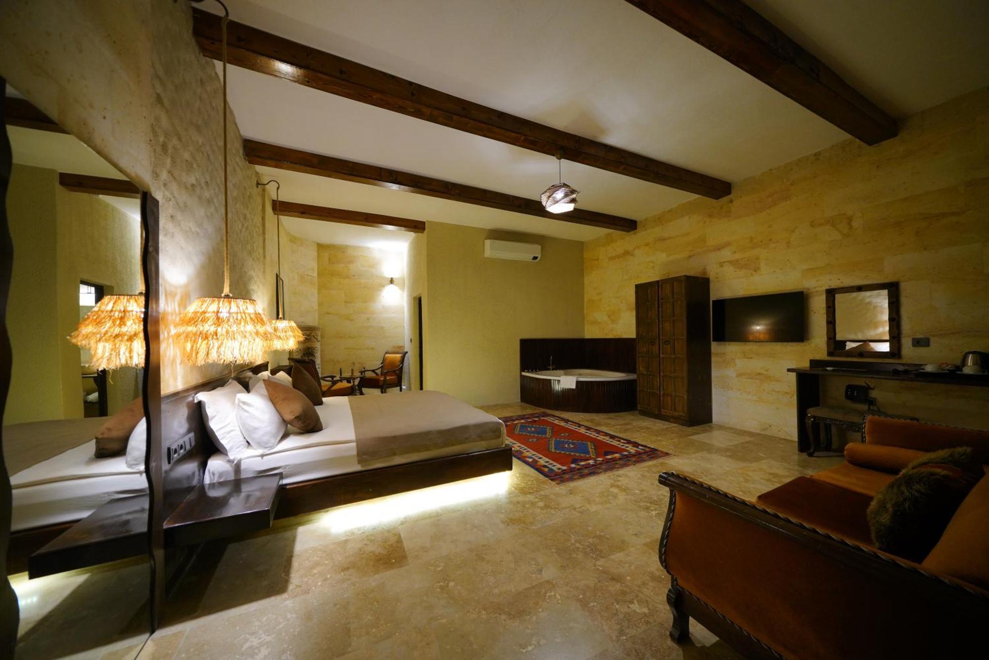 A La Mode Cappadocia Hotel เกอเรเม ภายนอก รูปภาพ